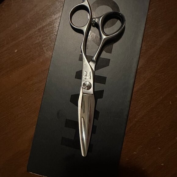 Hattori Hanzo Kamikaze HH1 5.5 Shears - Picture 6 of 12